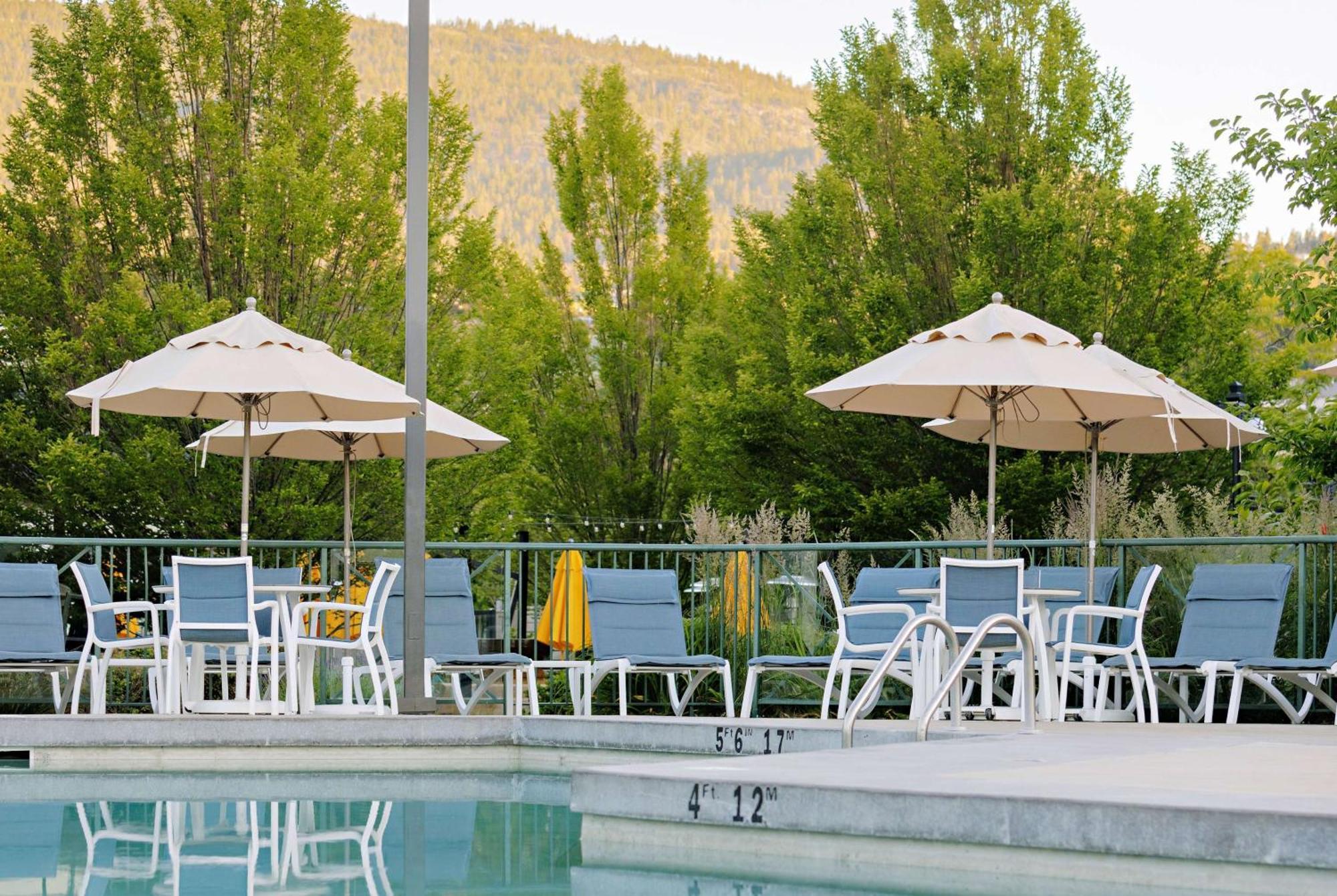 Balcomo, A Ramada By Wyndham Πέντικτον Εξωτερικό φωτογραφία